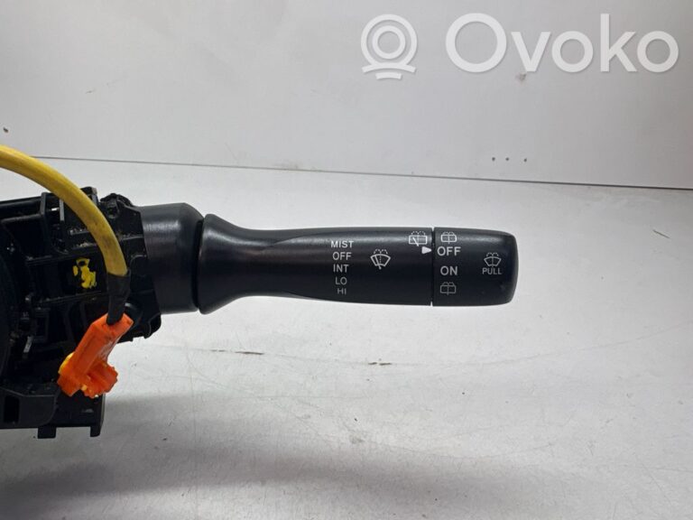 17e5191e6594b2879b4c0b7b3b07e1f9-e458b8e2ffa9eab6f7715832b1b3c66d_wiper_control_stalk