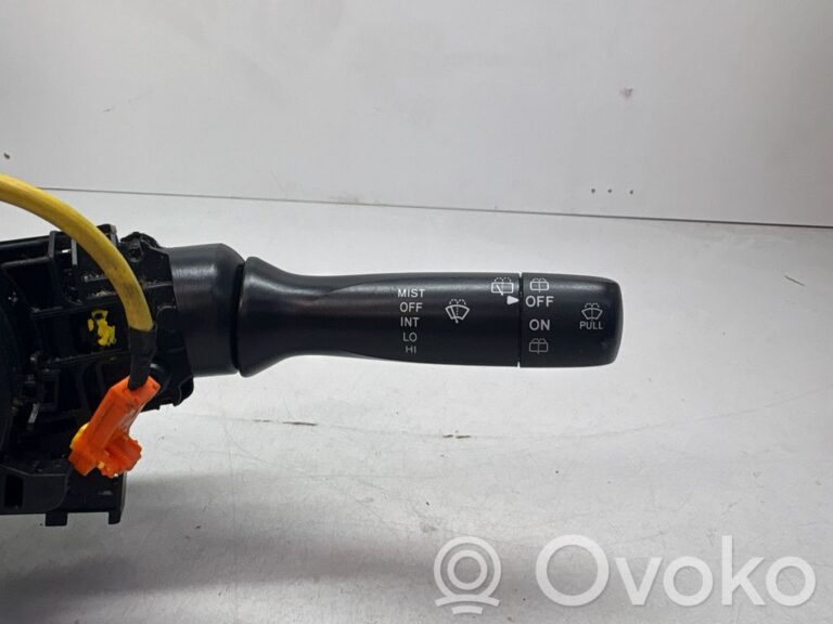 17e5191e6594b2879b4c0b7b3b07e1f9-e458b8e2ffa9eab6f7715832b1b3c66d_wiper_control_stalk