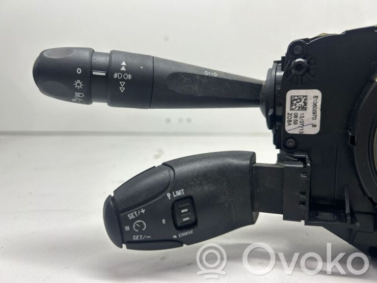 17e8f42506ccce95b8ff9b20b7ac17fb-40756e2003022b7b39071eb3bfba525d_wiper_turn_signal_indicator_stalk_switch