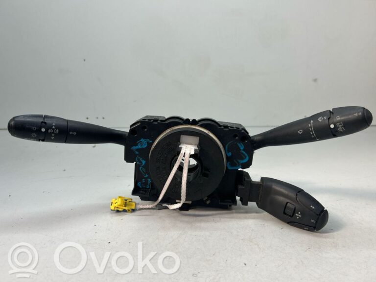 182d01fedcb9f5172b83b4ac06528279-7201d5ad46fa8653c5b351b584a897fd_light_switch