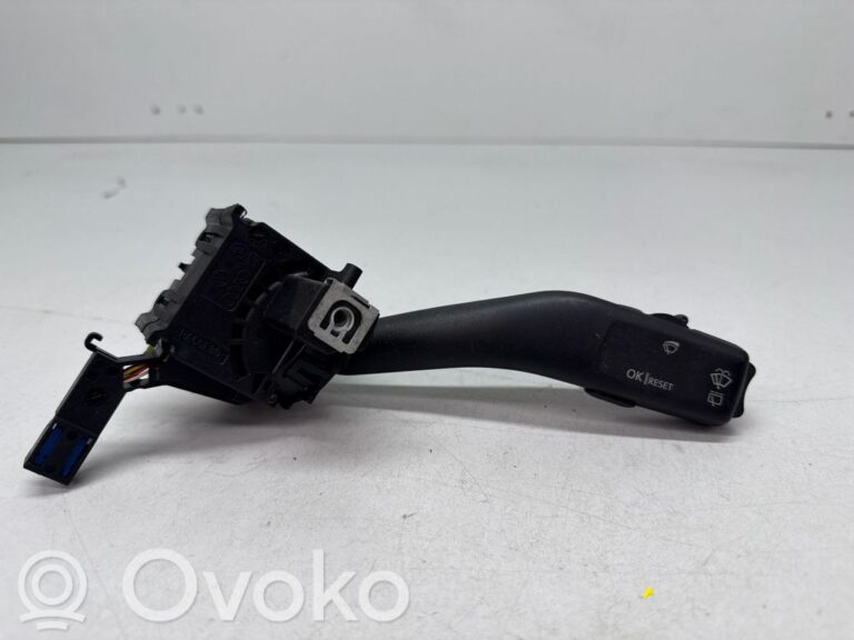 182e797c3e747f5d3f35511a29eb37bd-e4c1892c06de6d05882abc979f8806ae_wiper_control_stalk