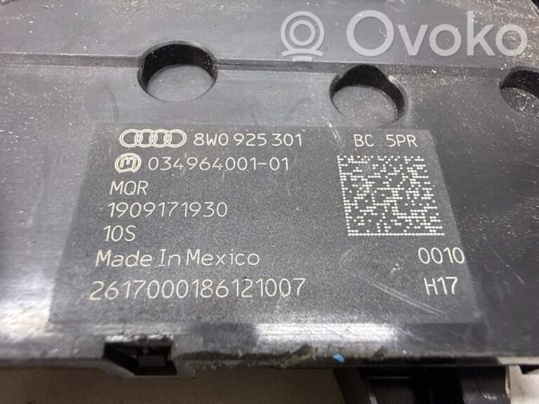 18d1539e90ce93948ad7feae7fd358b1-068f072196d9d66d56a16f101fa2eef2_a_set_of_switches
