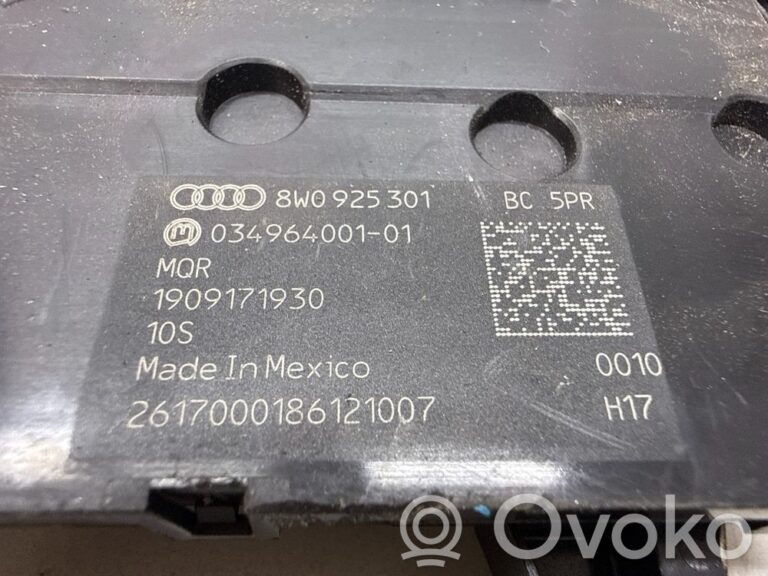 18d1539e90ce93948ad7feae7fd358b1-068f072196d9d66d56a16f101fa2eef2_a_set_of_switches