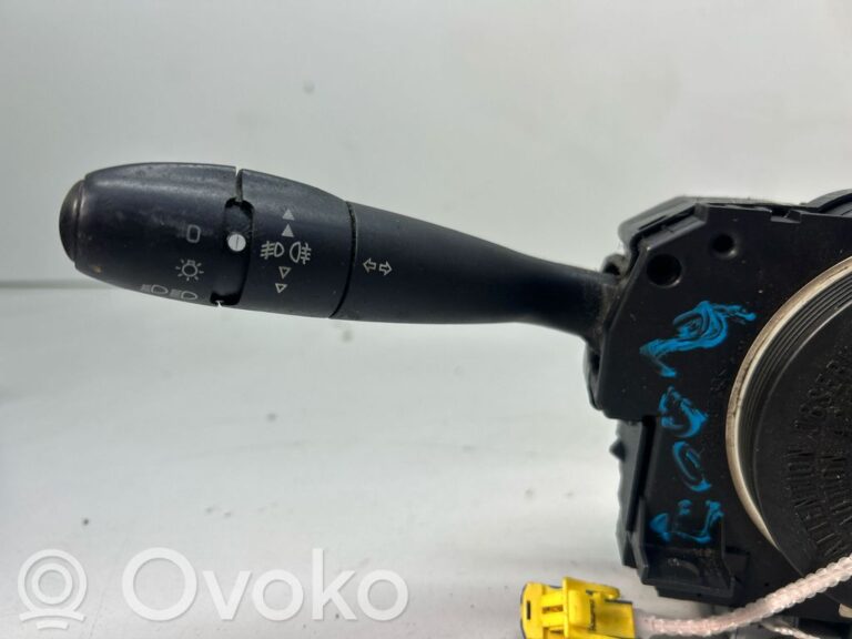 1aa3b84837b402306c3ba14b076cba0b-722b07e44575007c9e5cd7056d80d0ce_light_switch