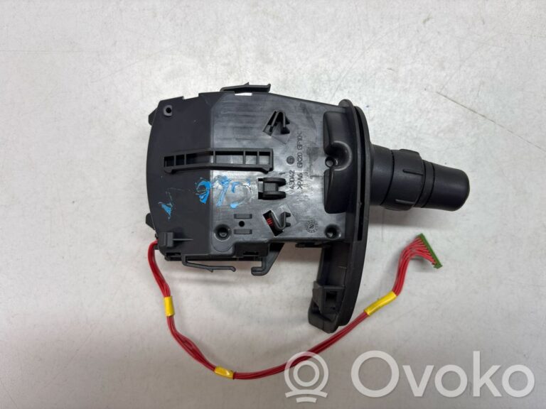 1ac0df4a477fad703df872ffea712e66-336744fcc1b5f699f29e947a66f003ed_wiper_turn_signal_indicator_stalk_switch