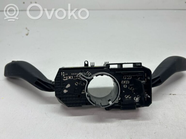 1ac166df0642d7c33d15e11315e453f3-4d6d432d72b577329917486134a932a4_wiper_turn_signal_indicator_stalk_switch