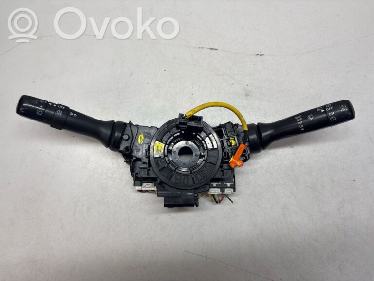 1c31092e4afa45e247210a20caf581f7-ac52de24bcefbb2735a577bc0b154c2e_wiper_control_stalk