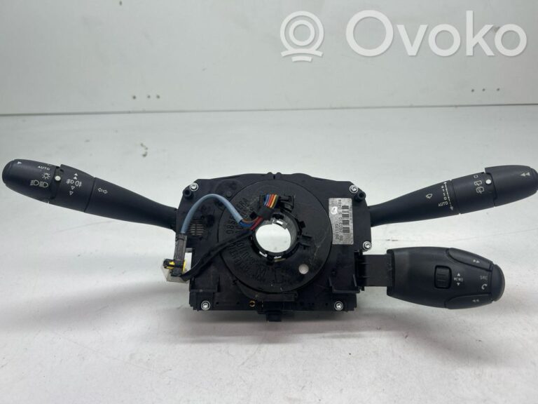 1ccd84233814fc0ef049e546cf2010b6-798fd4d4f36bfddf738e92a11c92ef01_light_switch