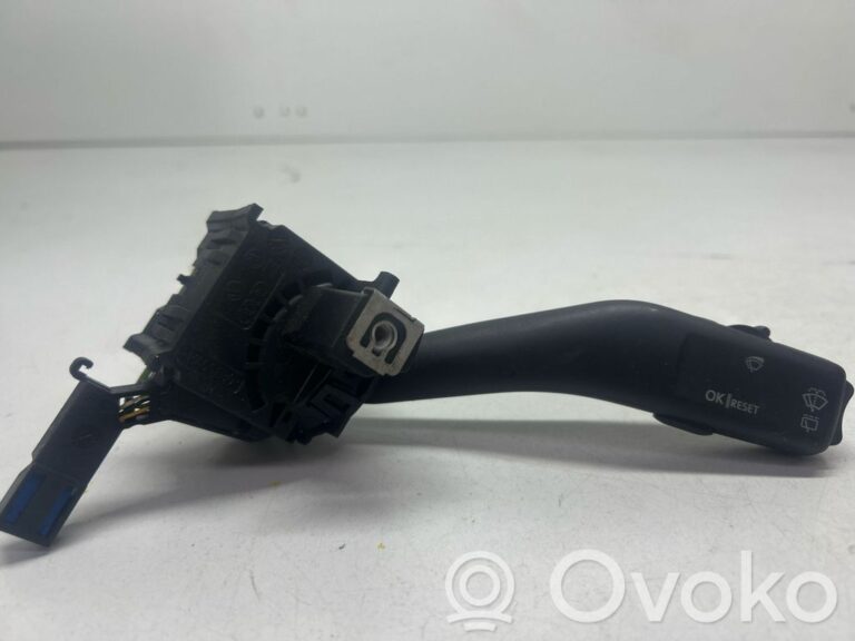 1cf98be84dd79c8bedc738cbc72a9901-70c572f465cd14d697071a8f5f42156a_wiper_control_stalk