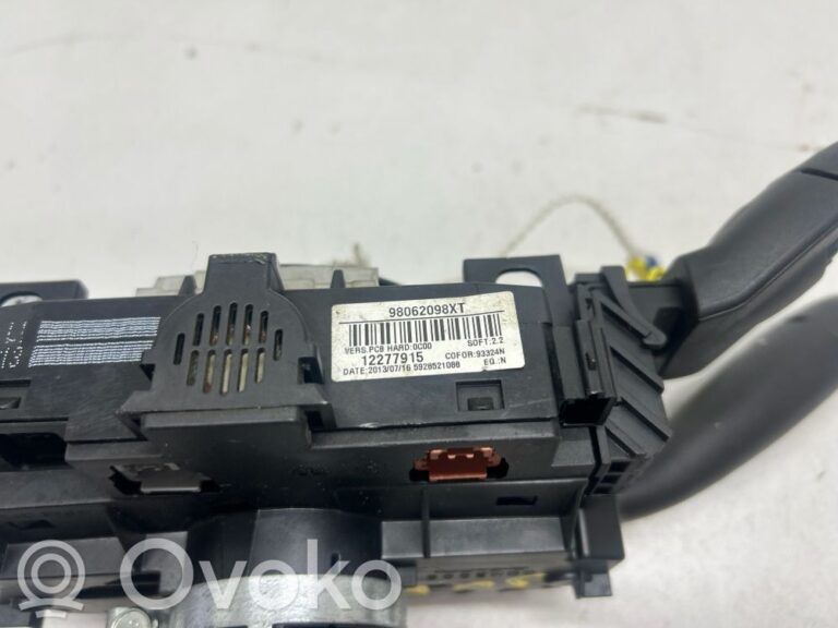 1cfac9322d8c0f59433663b732591e92-193bdcd8542a3d82139c41e7965e17bb_wiper_turn_signal_indicator_stalk_switch