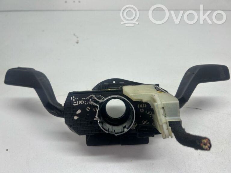 1dd8a079330ae0657a33ee65a3dc8db6-644f52e3f6d97c705cbe92486d4d31d5_wiper_turn_signal_indicator_stalk_switch