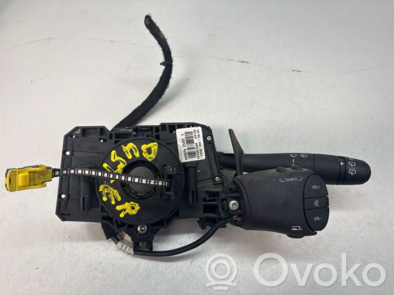 1e533f7d16212c49848b8d69df87f2af-b05b7795fff106ba67cea5149fde69f5_wiper_control_stalk