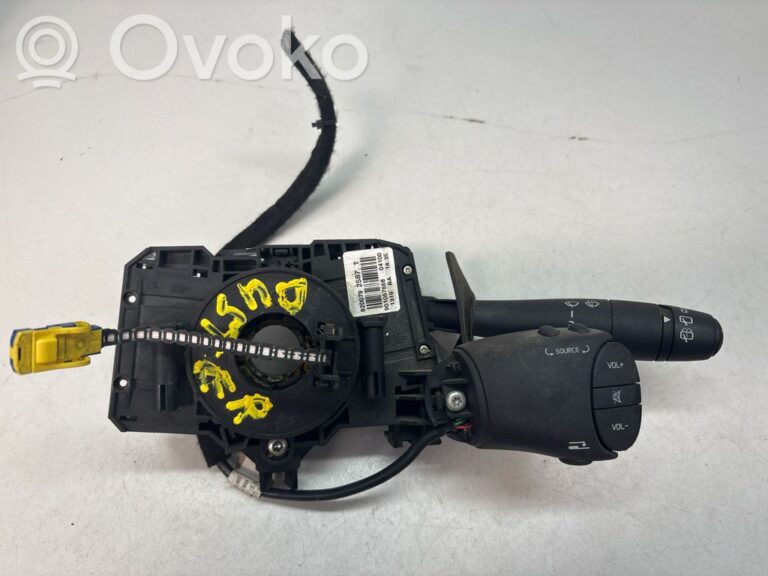 1e533f7d16212c49848b8d69df87f2af-b05b7795fff106ba67cea5149fde69f5_wiper_control_stalk