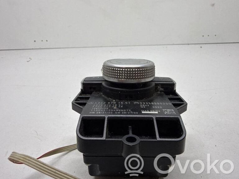 1e803a3bbcef3ad80641a924cfc63358-8e9b3d8e6602bf4fa5efee5e997fcefd_head_unit_multimedia_control