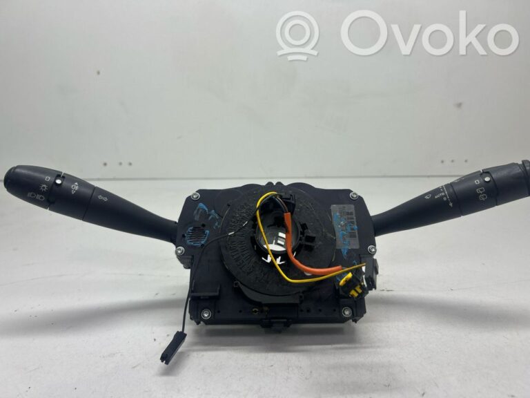 1f561c7ce4b861982069729094a971cd-7dfd547a7cd64c743a9578d40723c29d_wiper_turn_signal_indicator_stalk_switch