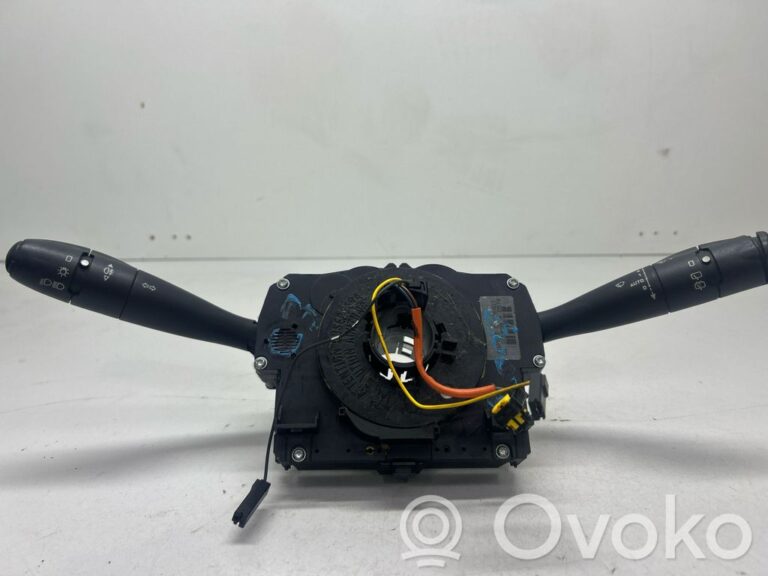 1f561c7ce4b861982069729094a971cd-7dfd547a7cd64c743a9578d40723c29d_wiper_turn_signal_indicator_stalk_switch