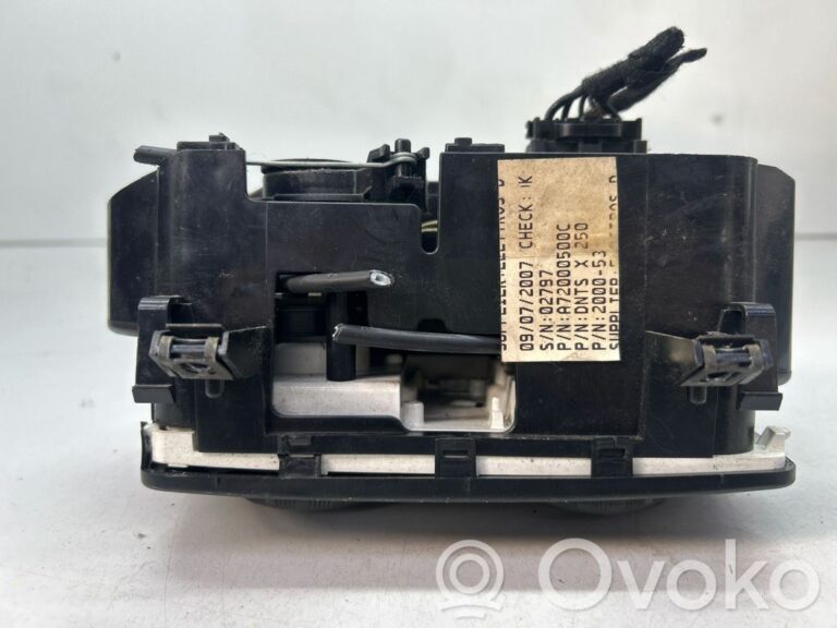 1f6851a16e26b84a2e321dbe315b75d1-f1f25e2503a0fc6a398573302f8fdc08_speedometer__instrument_cluster_