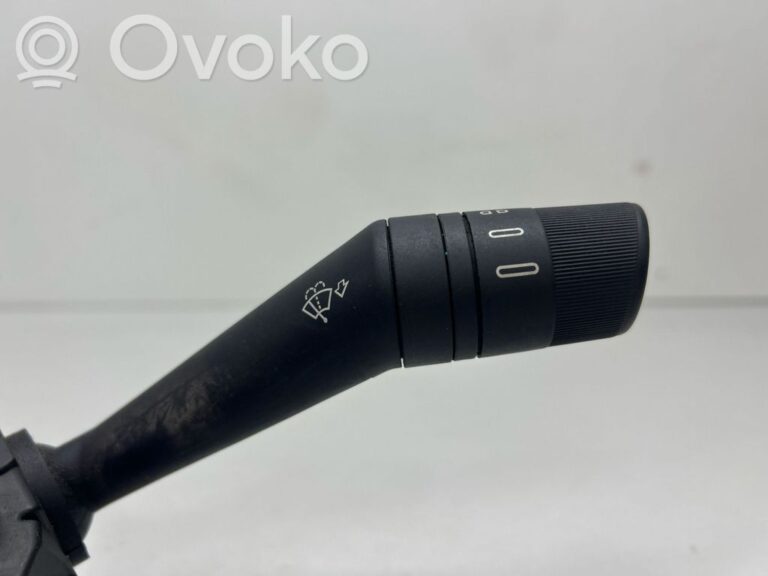 2169aff5ced56f1c327461b57f26f98c-62a0eb45f4023d9b3888cdaa1e6aa1ea_light_switch