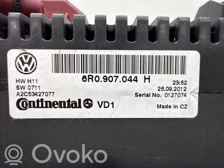21d8b47a1297522103b08c93c229eaf2-8c16695a4a2d0a2d48869e273e9e972c_climate_control_unit