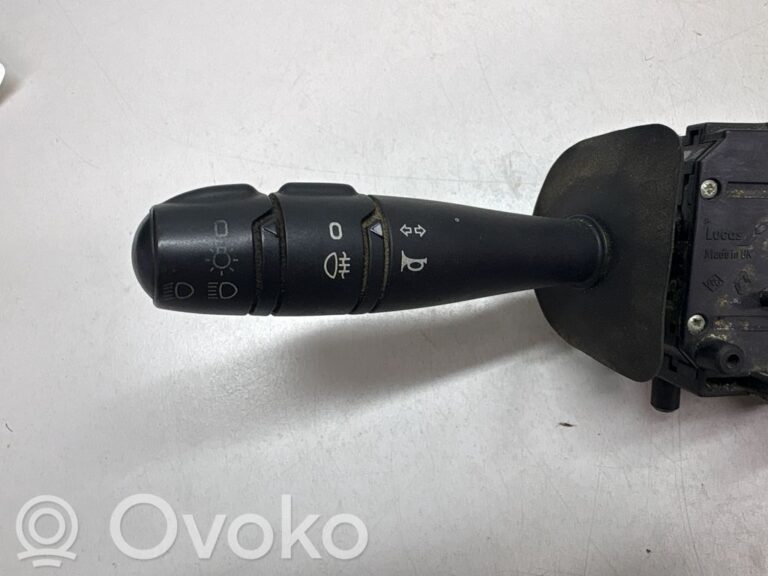 222b42e061ec95d4d7a42b69f6d85bca-0375e35d04f3f440668bc4f07b30396f_wiper_control_stalk