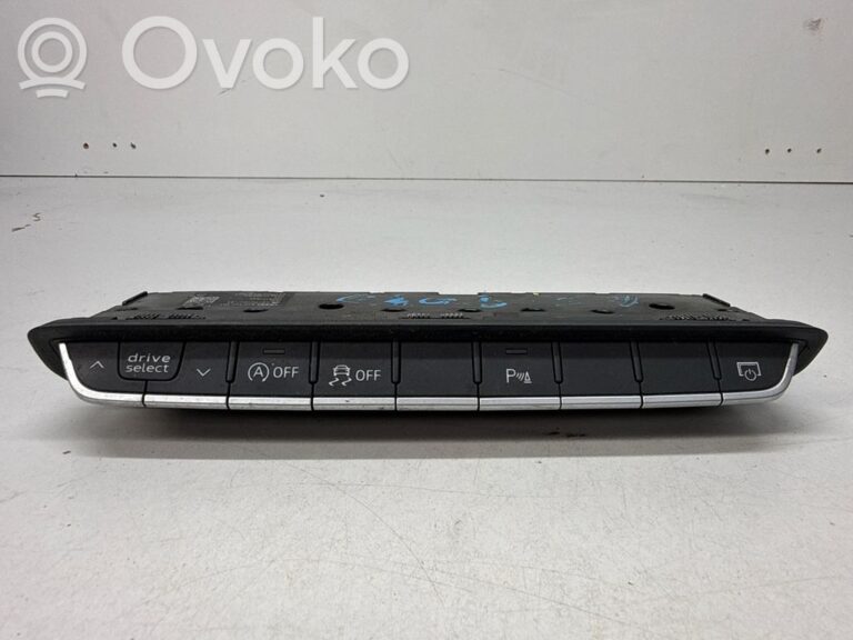 22a3efef2ce37912075ab3b1d5f74bb8-493e37869b448be9a1213bb0bfdc0a72_a_set_of_switches