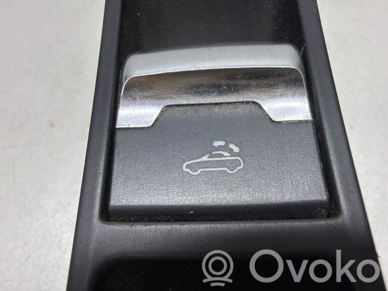 235482245df622843741257ec3812c5e-56467715cf49699e5899c7d3f47b8ae2_folding_roof_switch