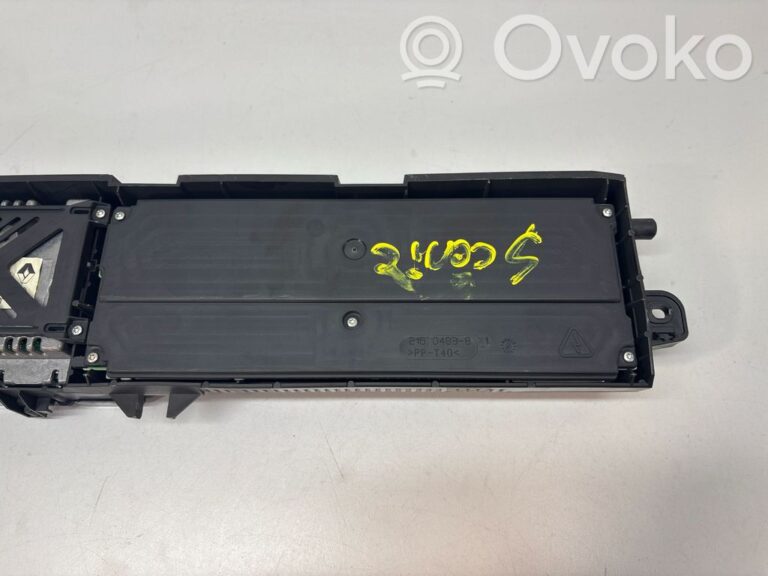 23c62d840dced65fc3a74e5d8f12bc85-4ec36782125c95e93ae62bc41e4deb31_speedometer__instrument_cluster_