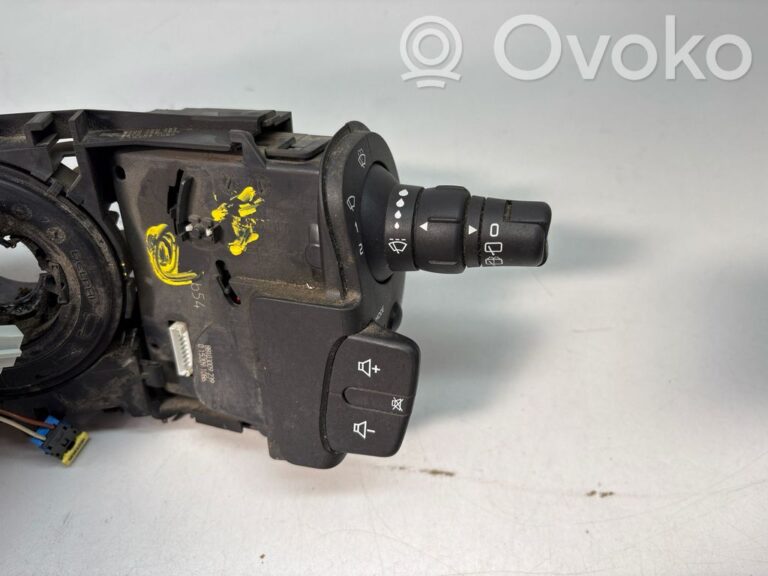 247c08952249943006aa543b0eb97543-9b494ba27b4a8d6a0496942adb021fbf_wiper_control_stalk