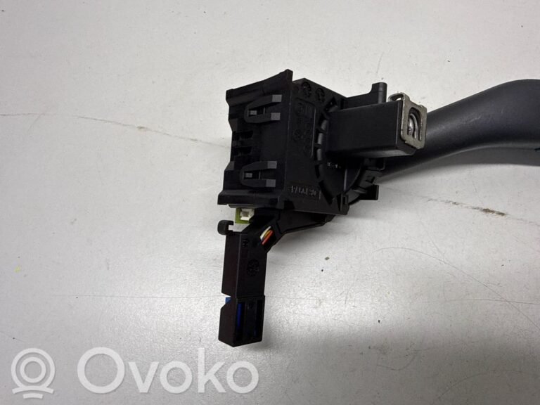 26b92a4e2214e01015c7ccecd7faeffc-a0d15dbe895f59b2322c504e40bdec83_wiper_control_stalk