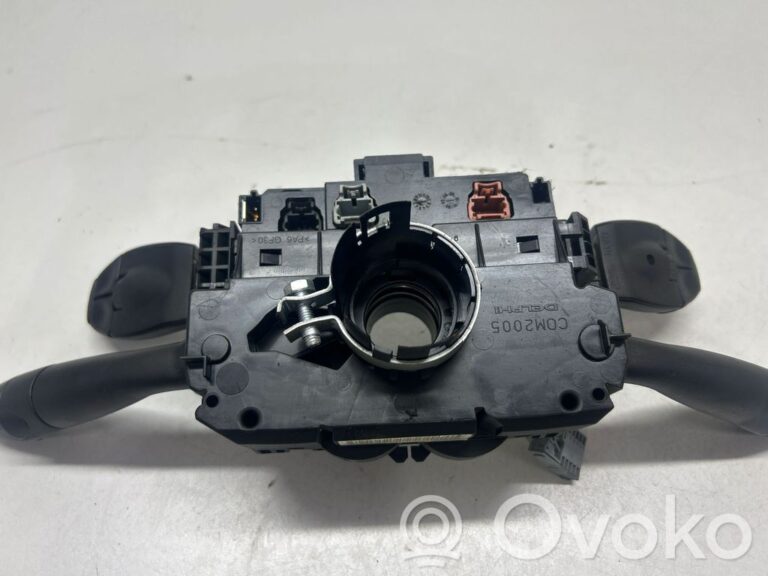 29d78e7c21cbbe934c55642946901c46-0ac7221d7246ed5fd7cea3c677044727_light_switch