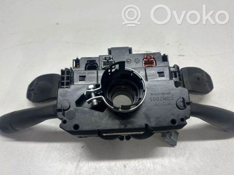 29d78e7c21cbbe934c55642946901c46-0ac7221d7246ed5fd7cea3c677044727_light_switch