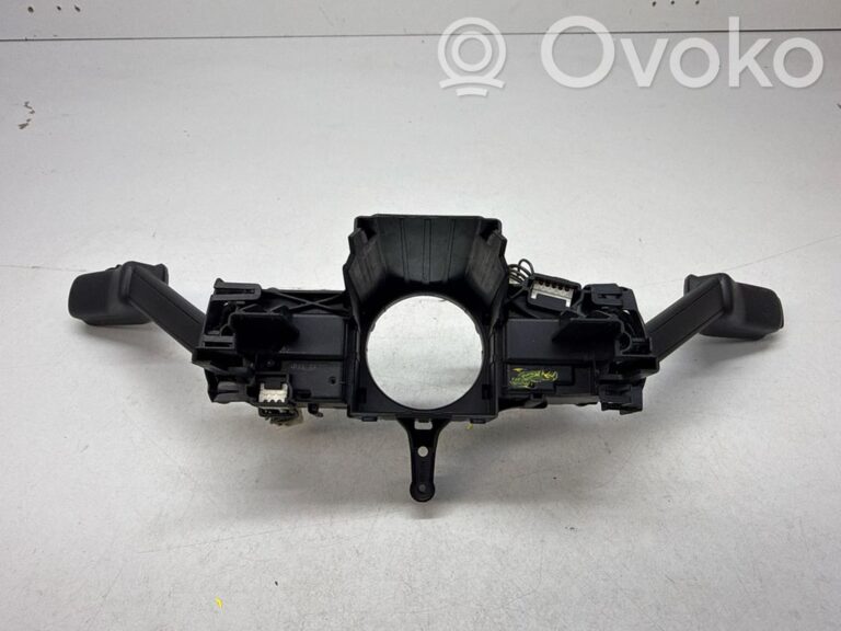 2bb96252b0cf0ad74d2314481d7953fb-73e5110ba589a7b22ab4c17f041ecaba_wiper_turn_signal_indicator_stalk_switch