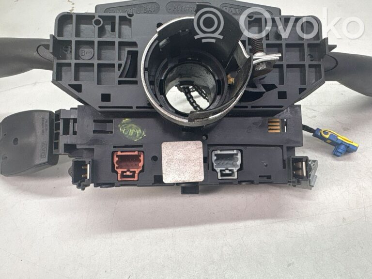 2cb44fa6881c6d32f72fe436f03588a4-65b54cbd32f41acba1e43188f253a7d9_wiper_turn_signal_indicator_stalk_switch