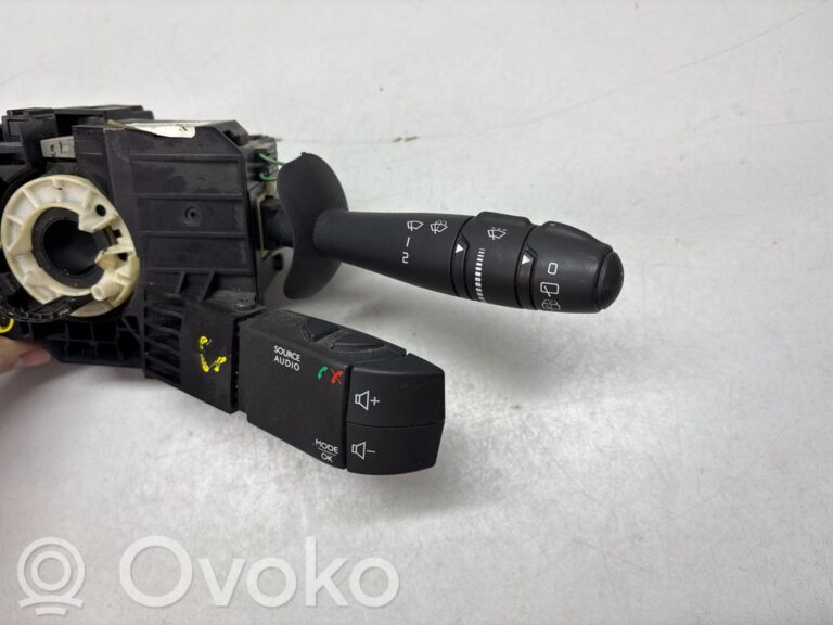 2cdb9dbd151fd5bfbb7532d8140f1d52-3ff25cd2e14430092135850f7ca3d572_wiper_turn_signal_indicator_stalk_switch