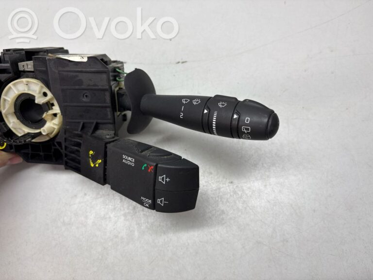 2cdb9dbd151fd5bfbb7532d8140f1d52-3ff25cd2e14430092135850f7ca3d572_wiper_turn_signal_indicator_stalk_switch