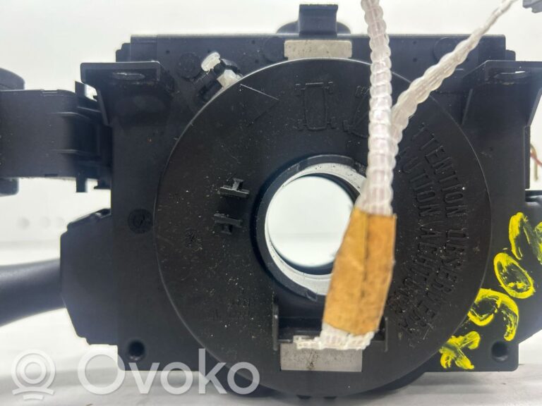 2dc7a8e944bc1d22197997173c33f40a-26499b7786f15f1217fe32312f574183_wiper_turn_signal_indicator_stalk_switch