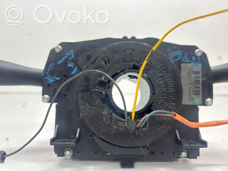 2e088e6c070ae3545280c4abafc8599b-dc3e3e2186ad4049835cc0e248ccf919_light_switch