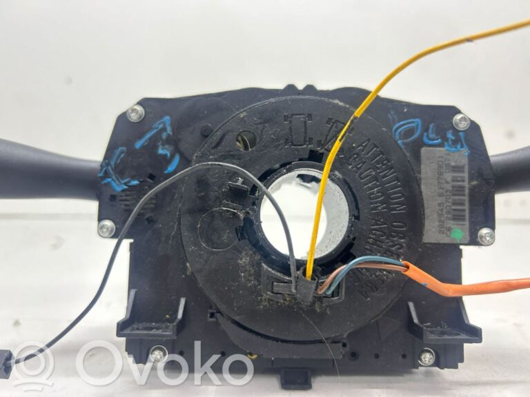 2e088e6c070ae3545280c4abafc8599b-dc3e3e2186ad4049835cc0e248ccf919_light_switch