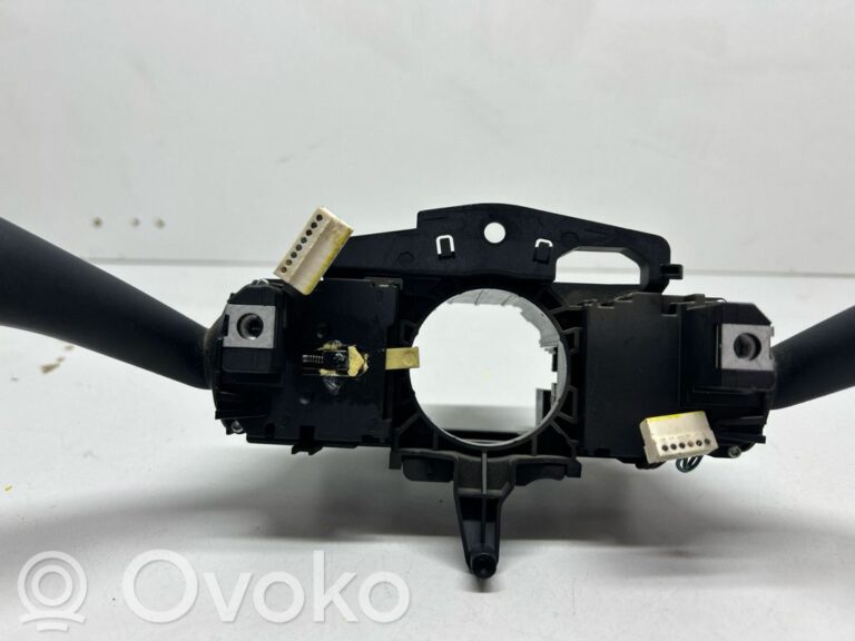 2e76041fa830aabcdd41b887962cb6fc-f0128af5bc3d682fb25b59f0ca583904_wiper_turn_signal_indicator_stalk_switch