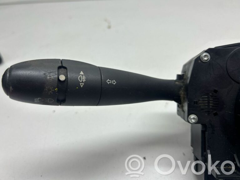 2eab40f71ba8c2f191153459c5475fe4-c776c59b27eecb1a6c7354c609c6ee43_wiper_turn_signal_indicator_stalk_switch