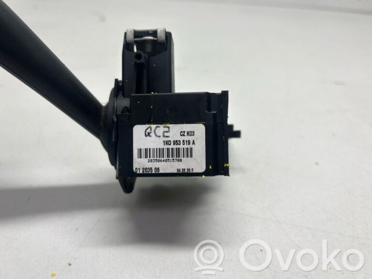 2f713269396277413289c0b50a2adfb3-7240a60c7aa3e0f0dcf041d8125530e5_wiper_control_stalk