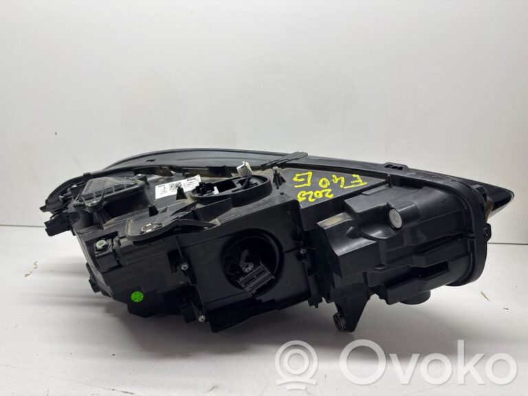 308ff7f8aa60ba4068b7e9c32b0c4b87-1f6a67438aaf5726d15ad23d414847dc_headlight_headlamp