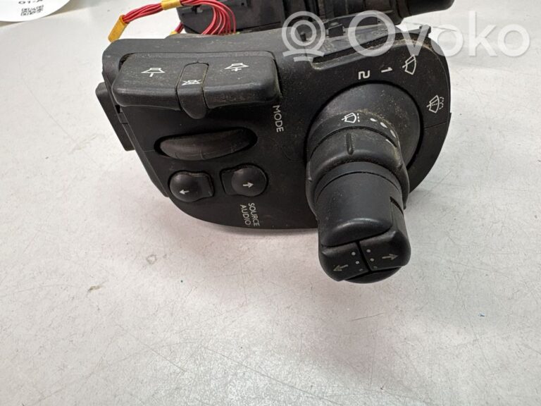 3106bea43be7cd94f18ad9d6e871a759-7dd74e95adcdf148af4198cd517c5db1_wiper_control_stalk