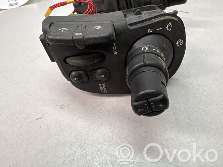 3106bea43be7cd94f18ad9d6e871a759-7dd74e95adcdf148af4198cd517c5db1_wiper_control_stalk