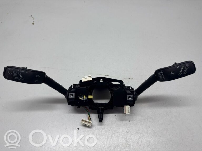 326a64e7415c70cf8bc5bc9343e66db1-8e1b21c83f7af2acb5f777a3911e4ac7_wiper_turn_signal_indicator_stalk_switch