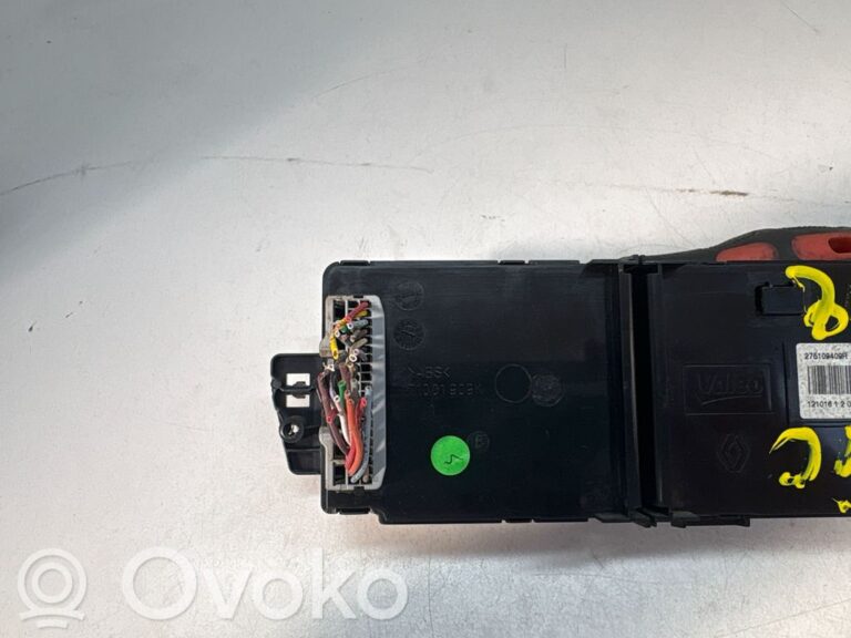 327dfe252610991aaed39c5f5dbb9912-3b1c51f1e6cf934a104332f34d563829_climate_control_unit