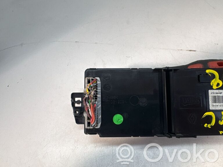 327dfe252610991aaed39c5f5dbb9912-3b1c51f1e6cf934a104332f34d563829_climate_control_unit