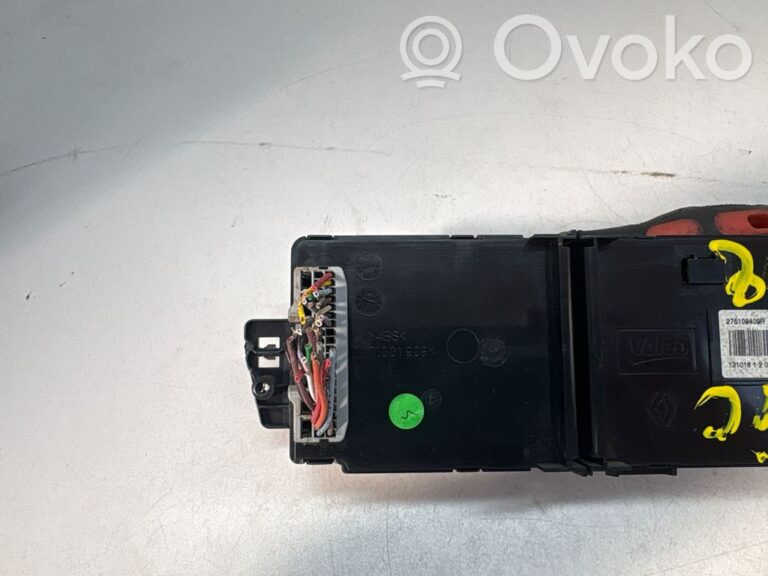 327dfe252610991aaed39c5f5dbb9912-3b1c51f1e6cf934a104332f34d563829_climate_control_unit