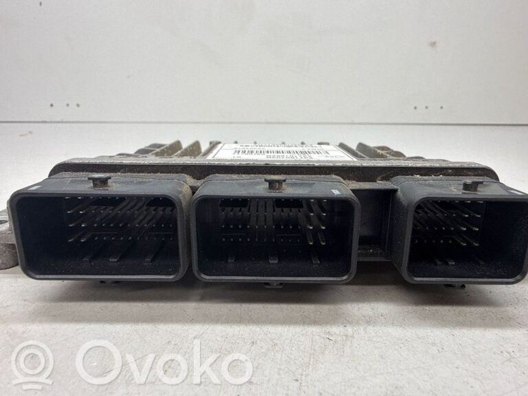 33b51fdaa6feb3cc5f3a8caa6e56b6f0-6ab65290bfcca22be9e202bb4e23bae5_engine_control_unit_module