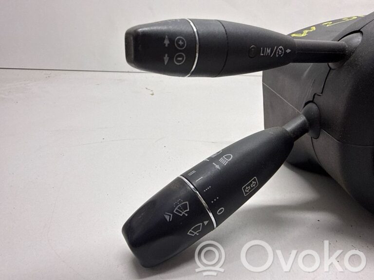 349cf5aebdb07021b7ef37b7d387390b-mercedes_benz_c_w204_wiper_turn_signal_indicator_stalk_switch
